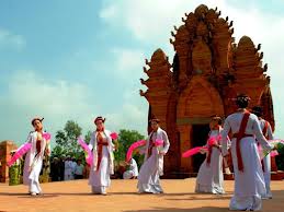 អត្តសញ្ញាណវប្បធម៏ Cham នៅទីក្រុងហាណូយ